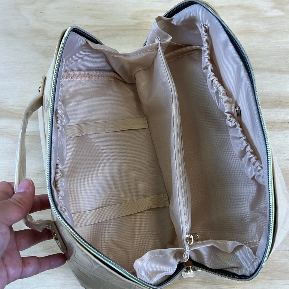 Travel Makeup Bag,Cosmetic Bag for Women, Portable Pouch, Flat Open Toiletry Bag